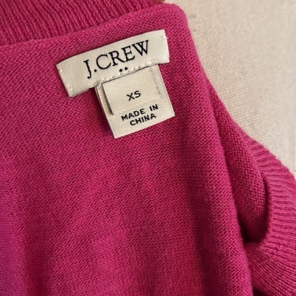 J. Crew • Medium Pink Crew Neck Short Sleeve Sweater - Picture 6 of 6